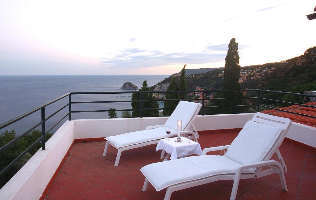 Residence Borgo San Sebastiano Bergeggi Quarto foto