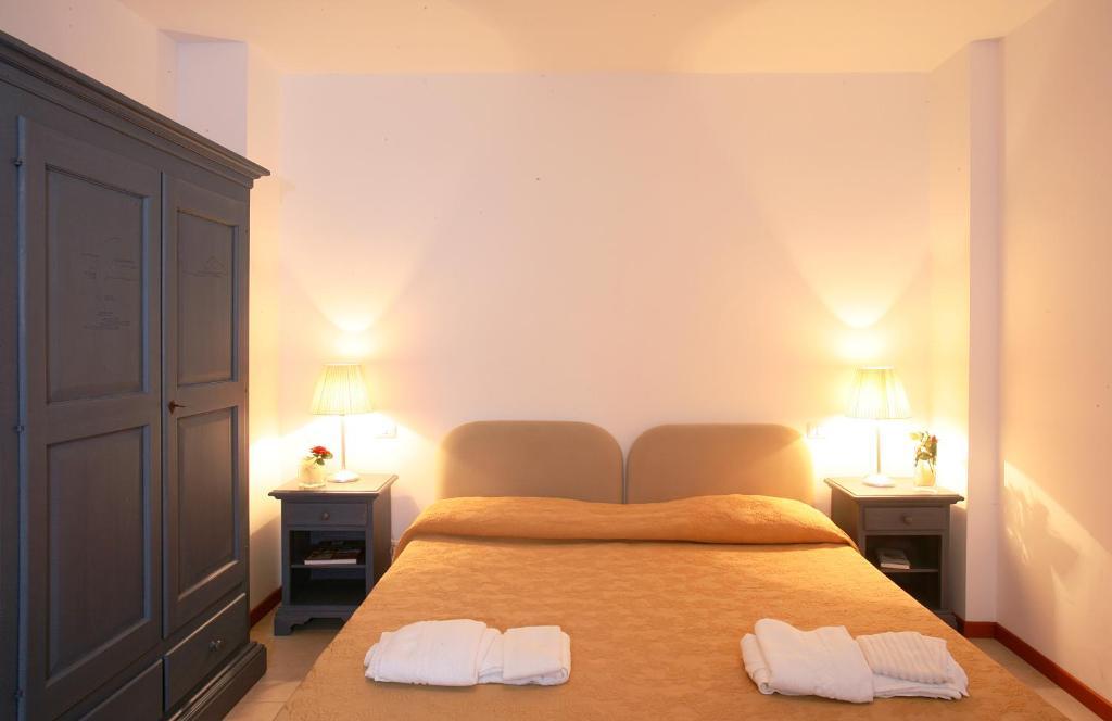 Residence Borgo San Sebastiano Bergeggi Quarto foto