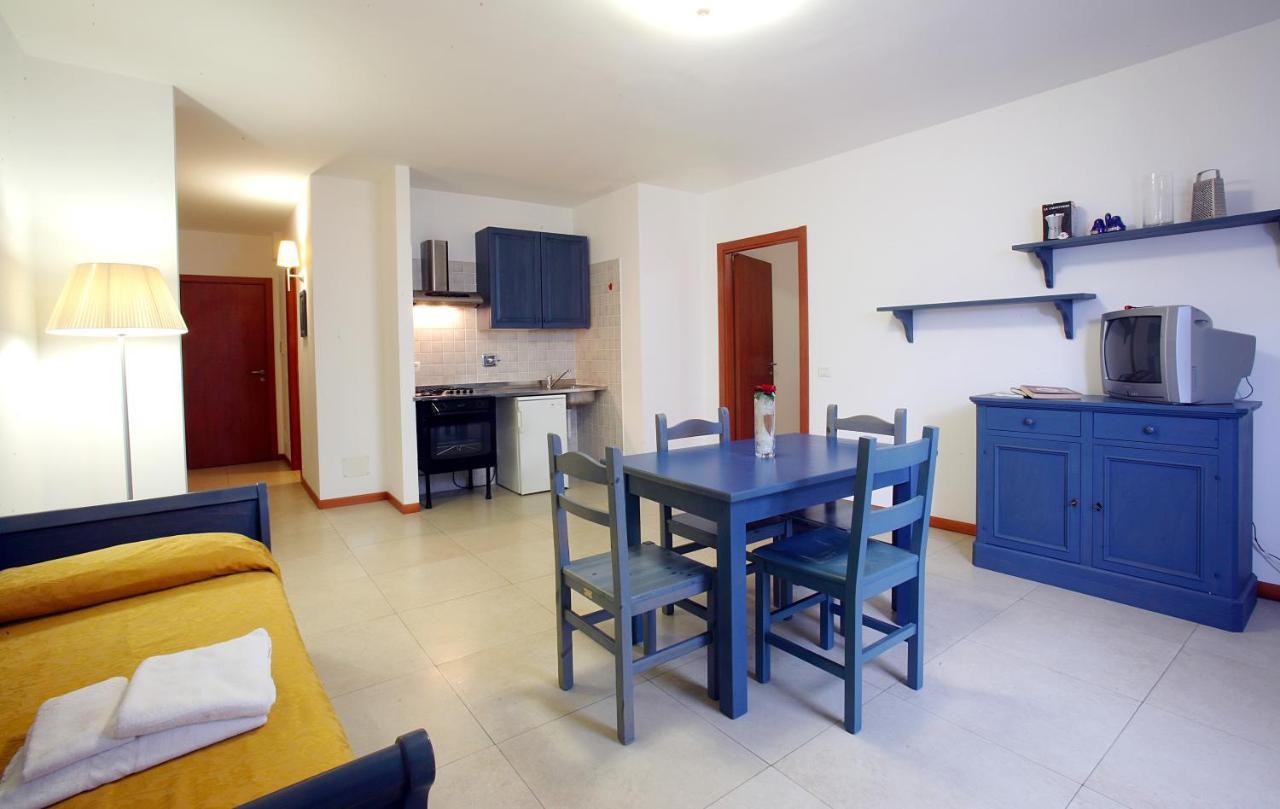 Residence Borgo San Sebastiano Bergeggi Quarto foto