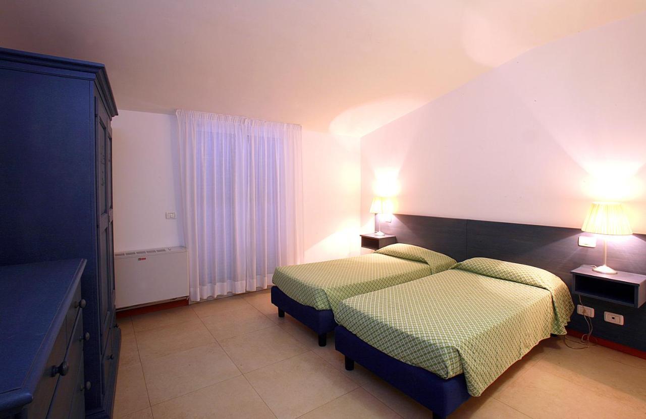 Residence Borgo San Sebastiano Bergeggi Quarto foto