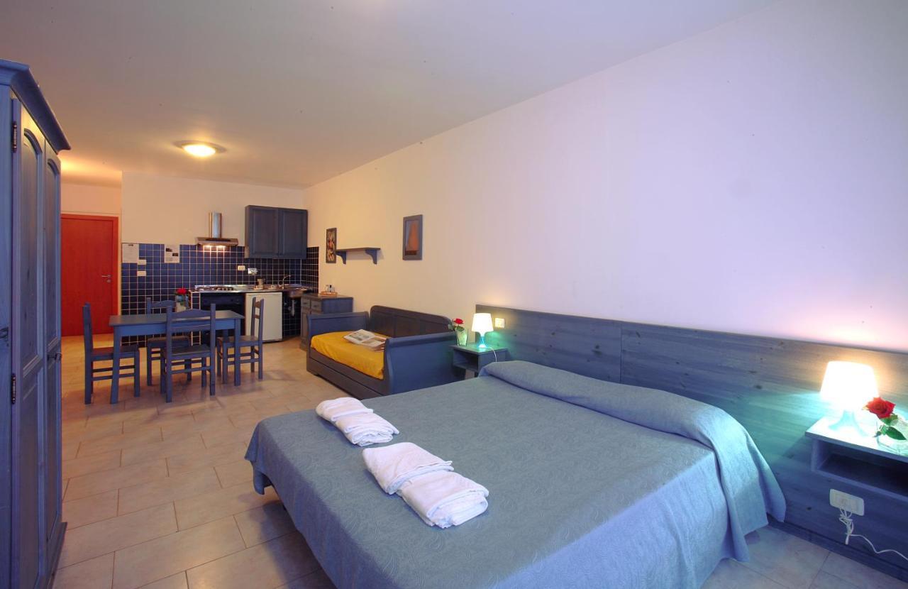 Residence Borgo San Sebastiano Bergeggi Quarto foto